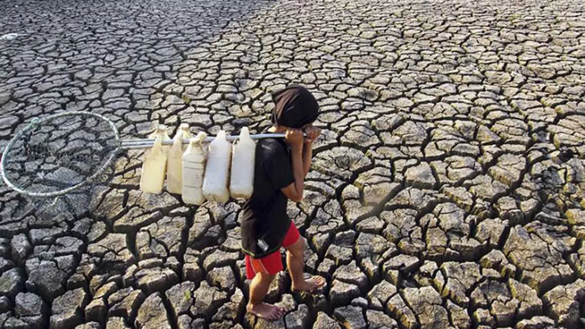 Air Kian Susut, Nurani Pun Kian Haus