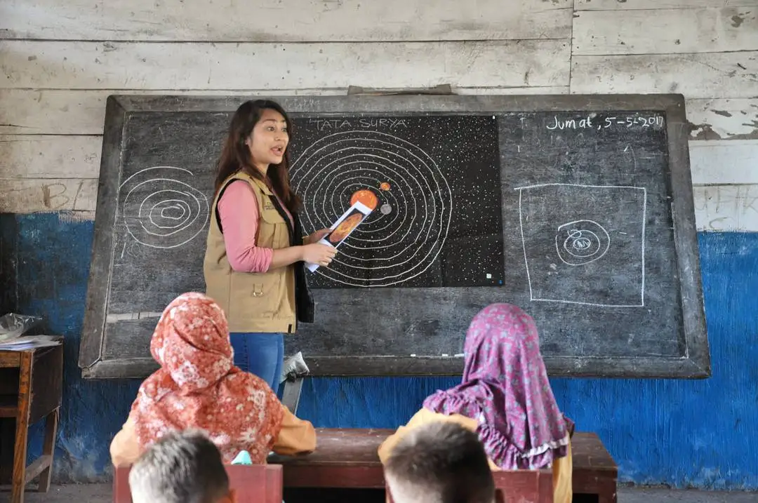 Bantu Sesama Nggak Harus Nunggu Kaya