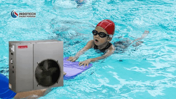 Tips Aman dan Nyaman Saat Berenang di Air Hangat